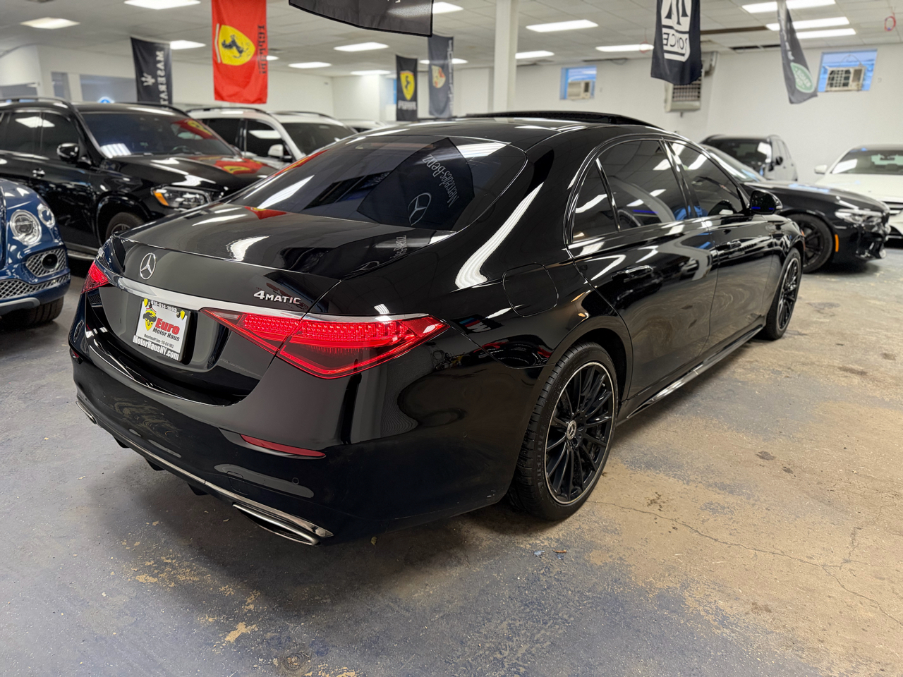 Mercedes-Benz S-Class S580 4MATIC 2023