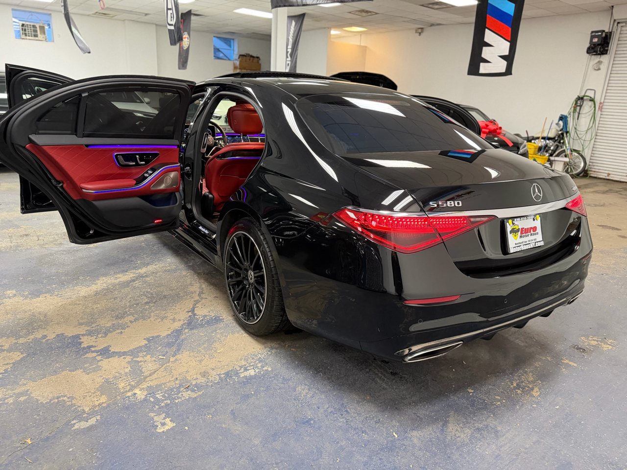 Mercedes-Benz S-Class S580 4MATIC 2023