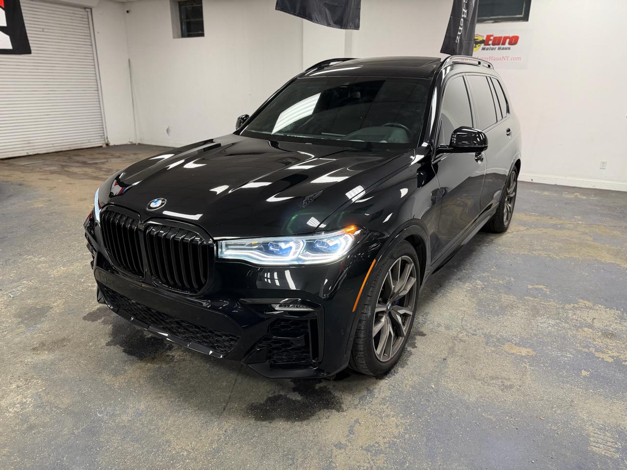 BMW X7 M50i 2020