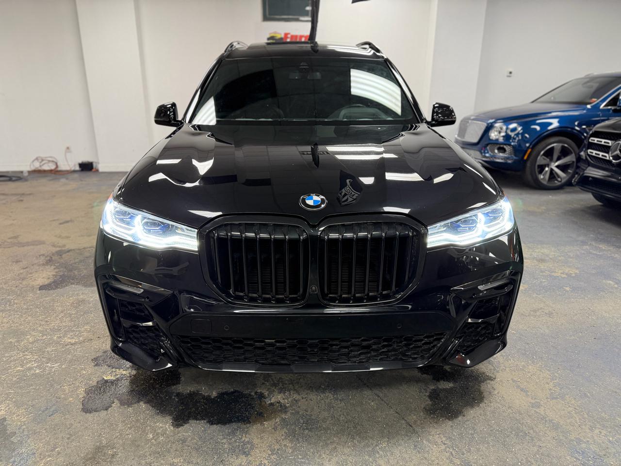 BMW X7 M50i 2020