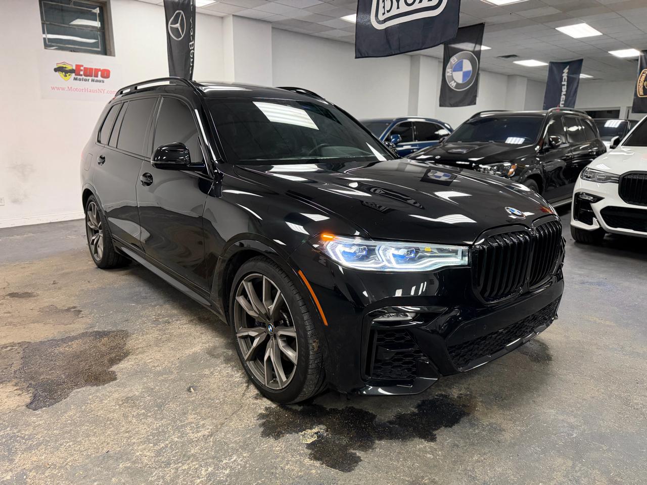 BMW X7 M50i 2020