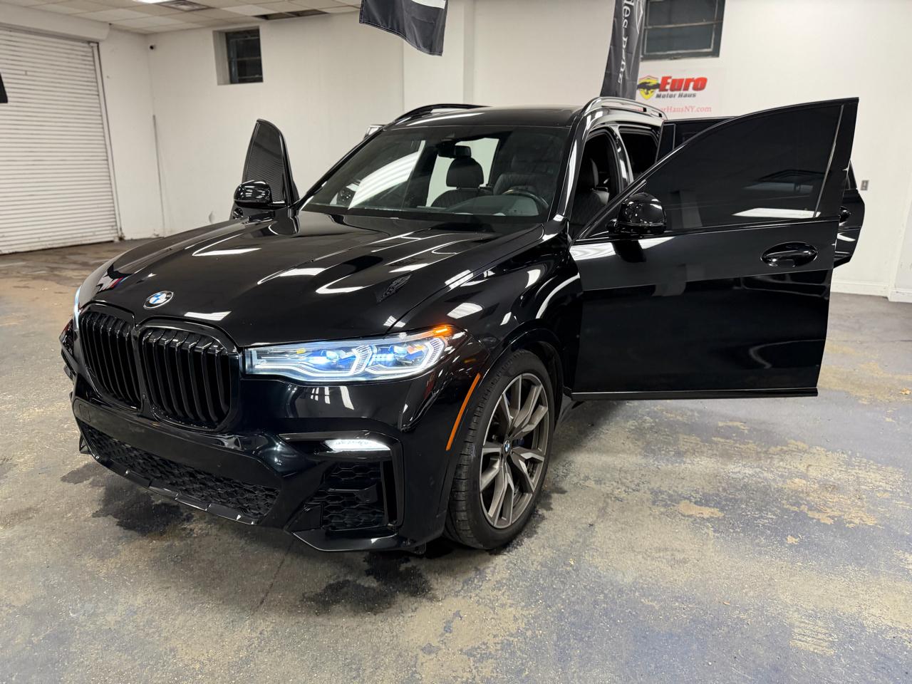 BMW X7 M50i 2020