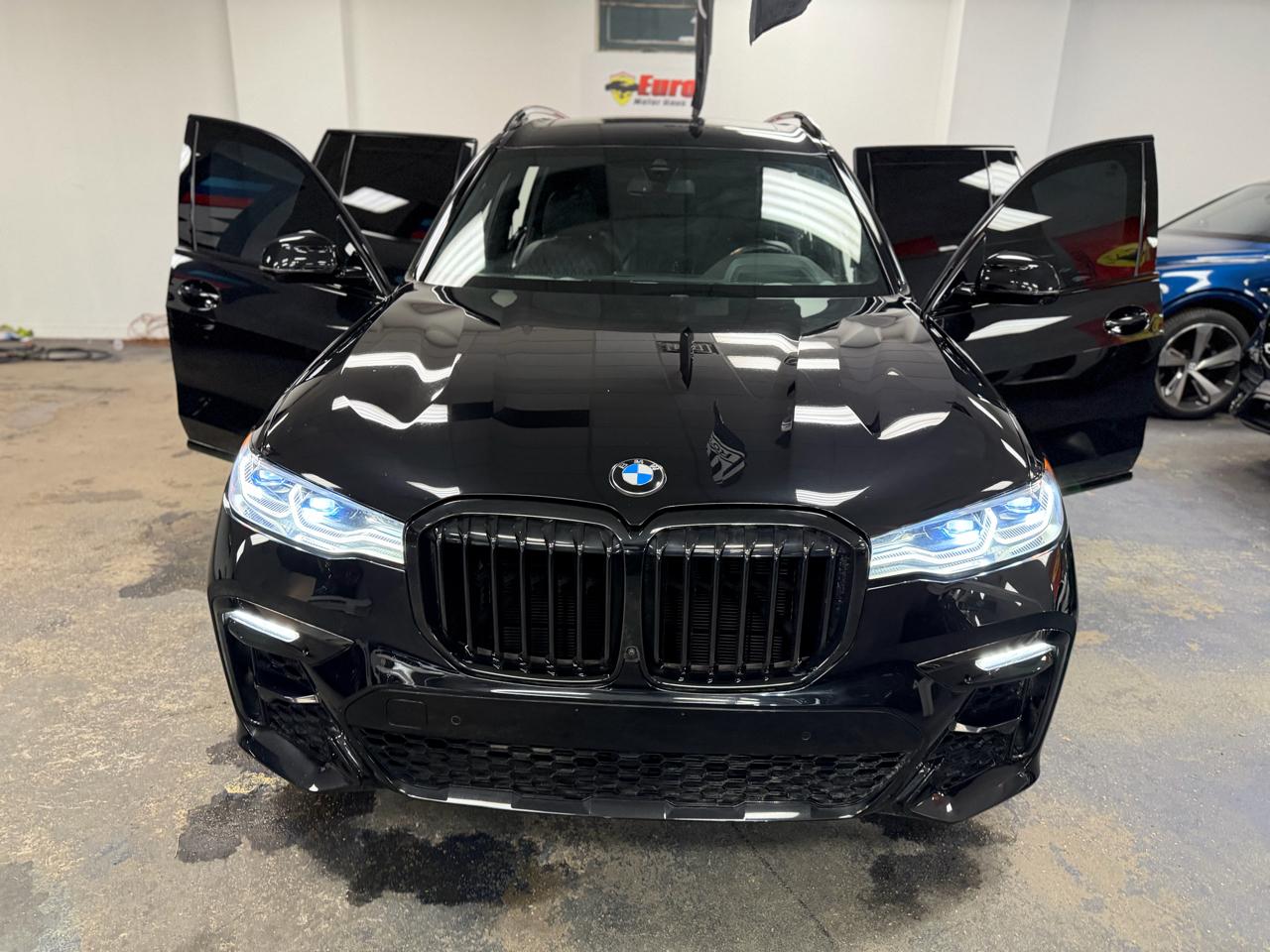BMW X7 M50i 2020