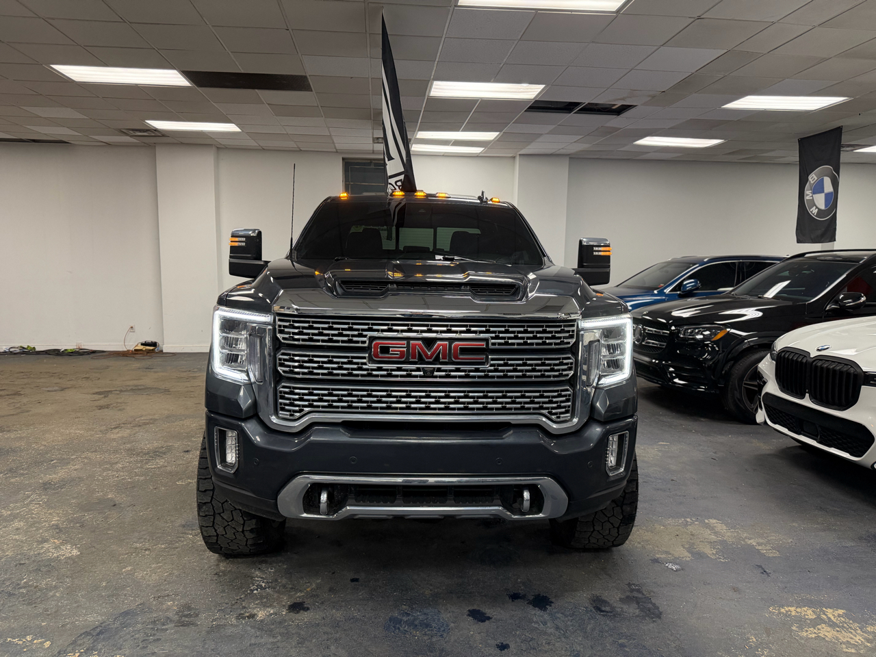 GMC Sierra 3500HD Denali Crew Cab Long Box 4WD 2022