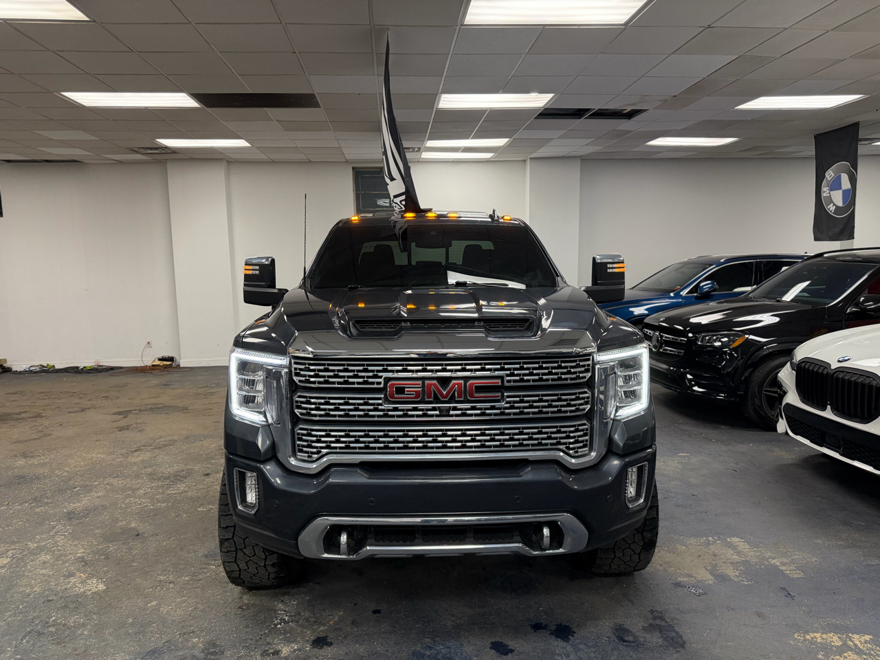 GMC Sierra 3500HD Denali Crew Cab Long Box 4WD 2022