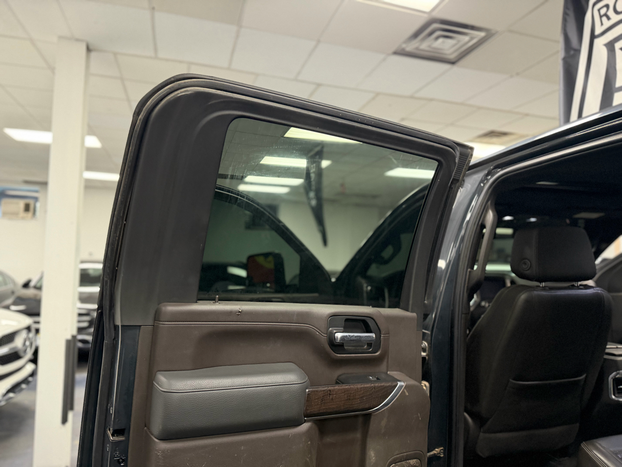 GMC Sierra 3500HD Denali Crew Cab Long Box 4WD 2022