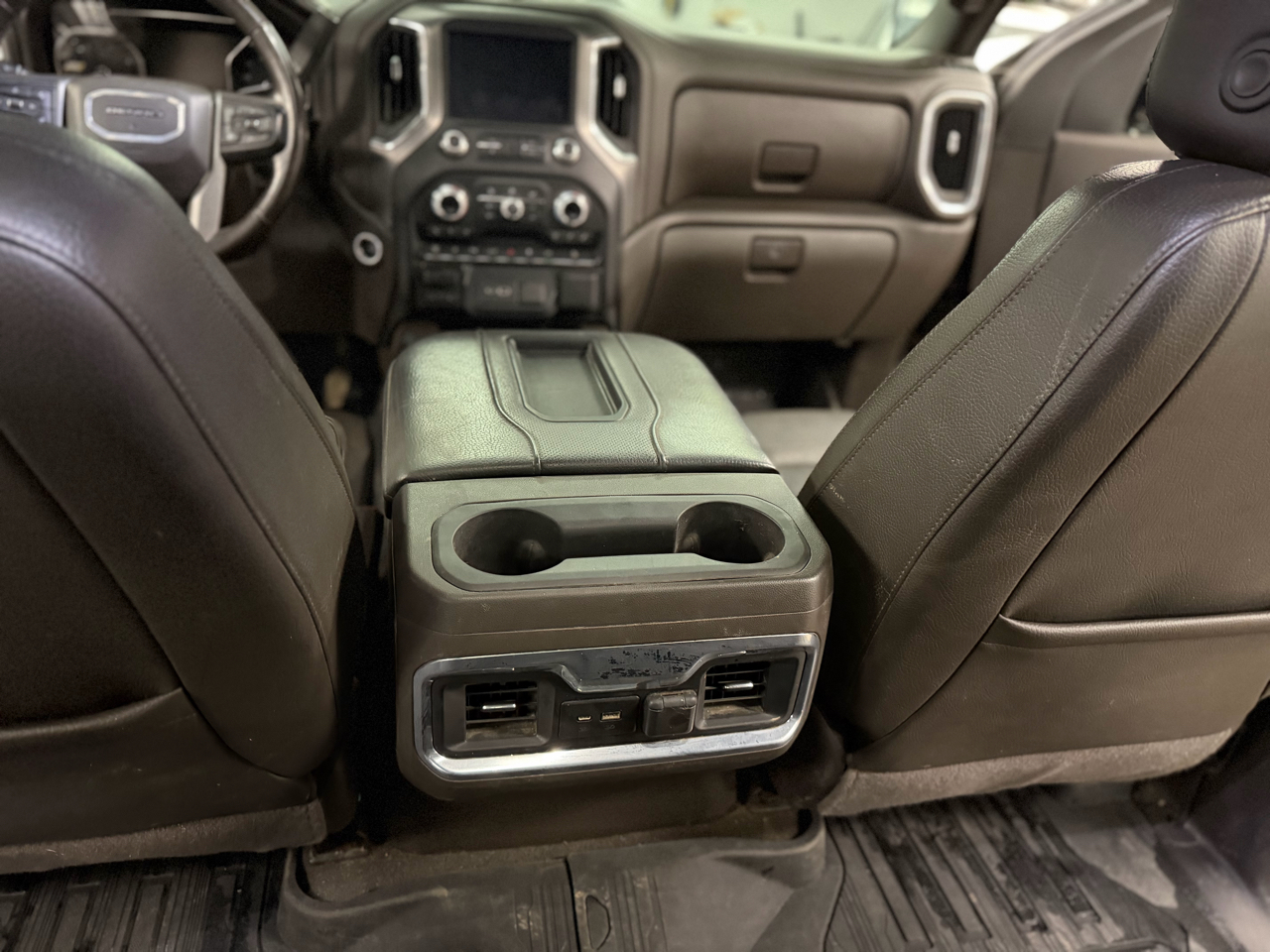 GMC Sierra 3500HD Denali Crew Cab Long Box 4WD 2022