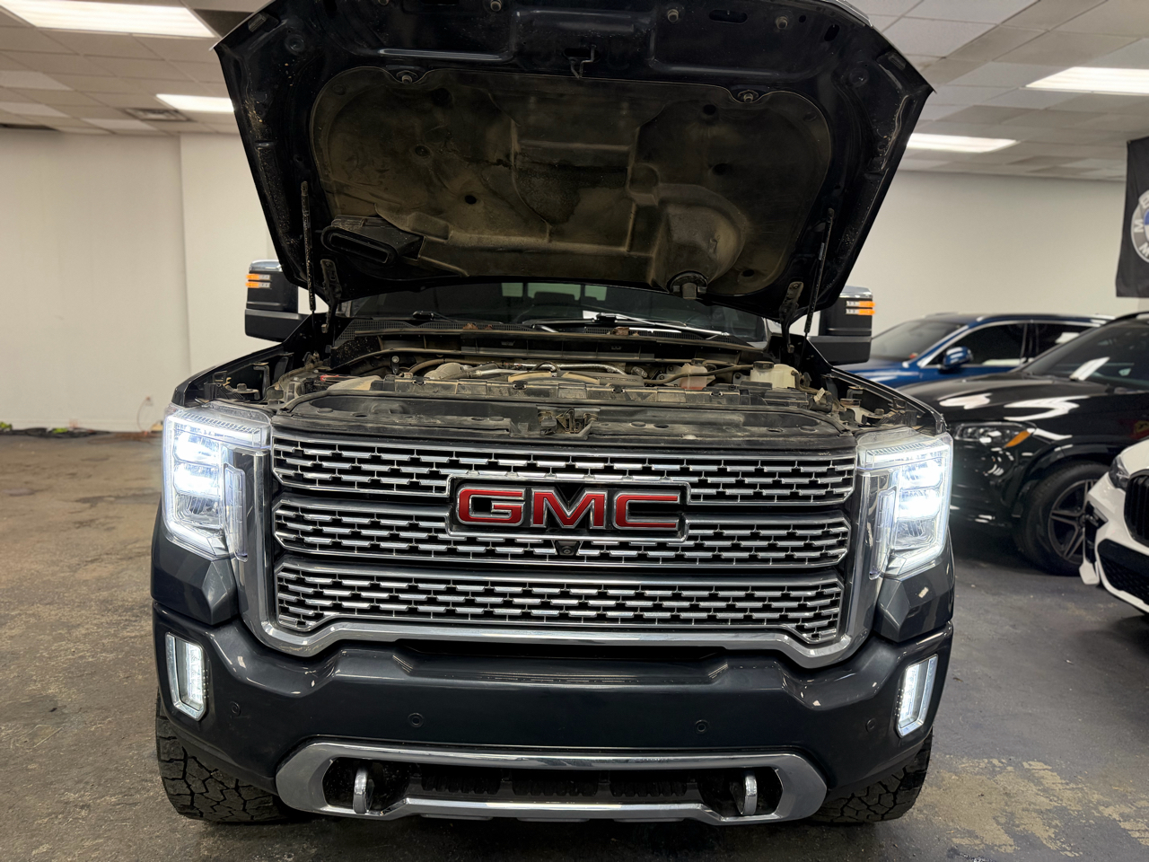 GMC Sierra 3500HD Denali Crew Cab Long Box 4WD 2022