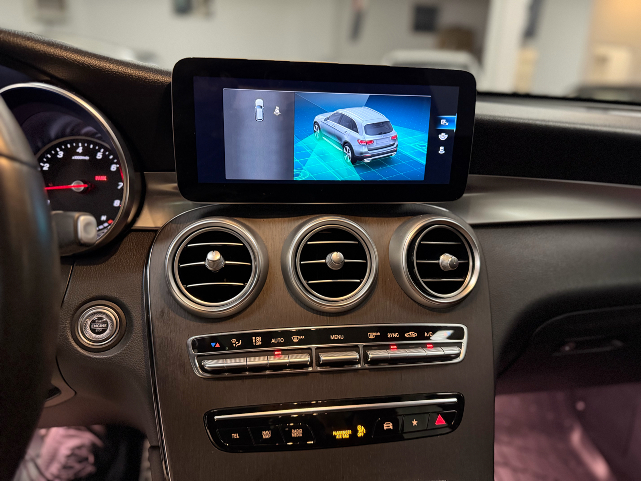 Mercedes-Benz GLC-Class GLC300 4MATIC 2021