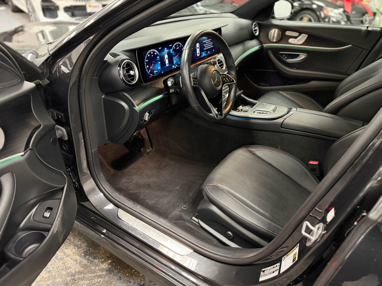 Mercedes-Benz E-Class E350 Sedan 4MATIC 2023