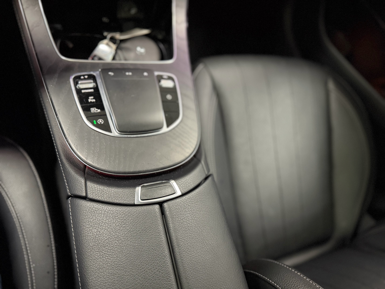 Mercedes-Benz E-Class E350 Sedan 4MATIC 2023