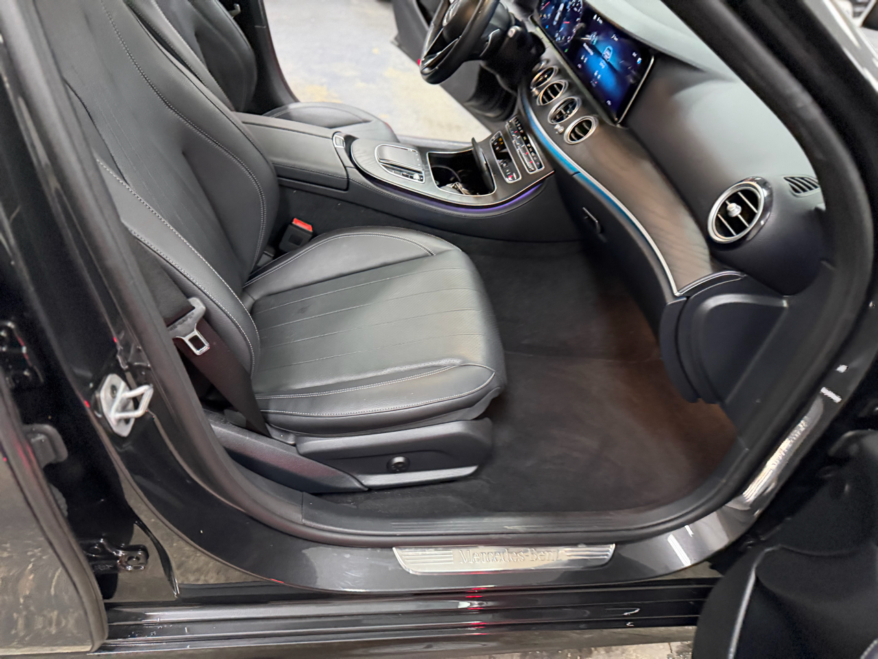 Mercedes-Benz E-Class E350 Sedan 4MATIC 2023