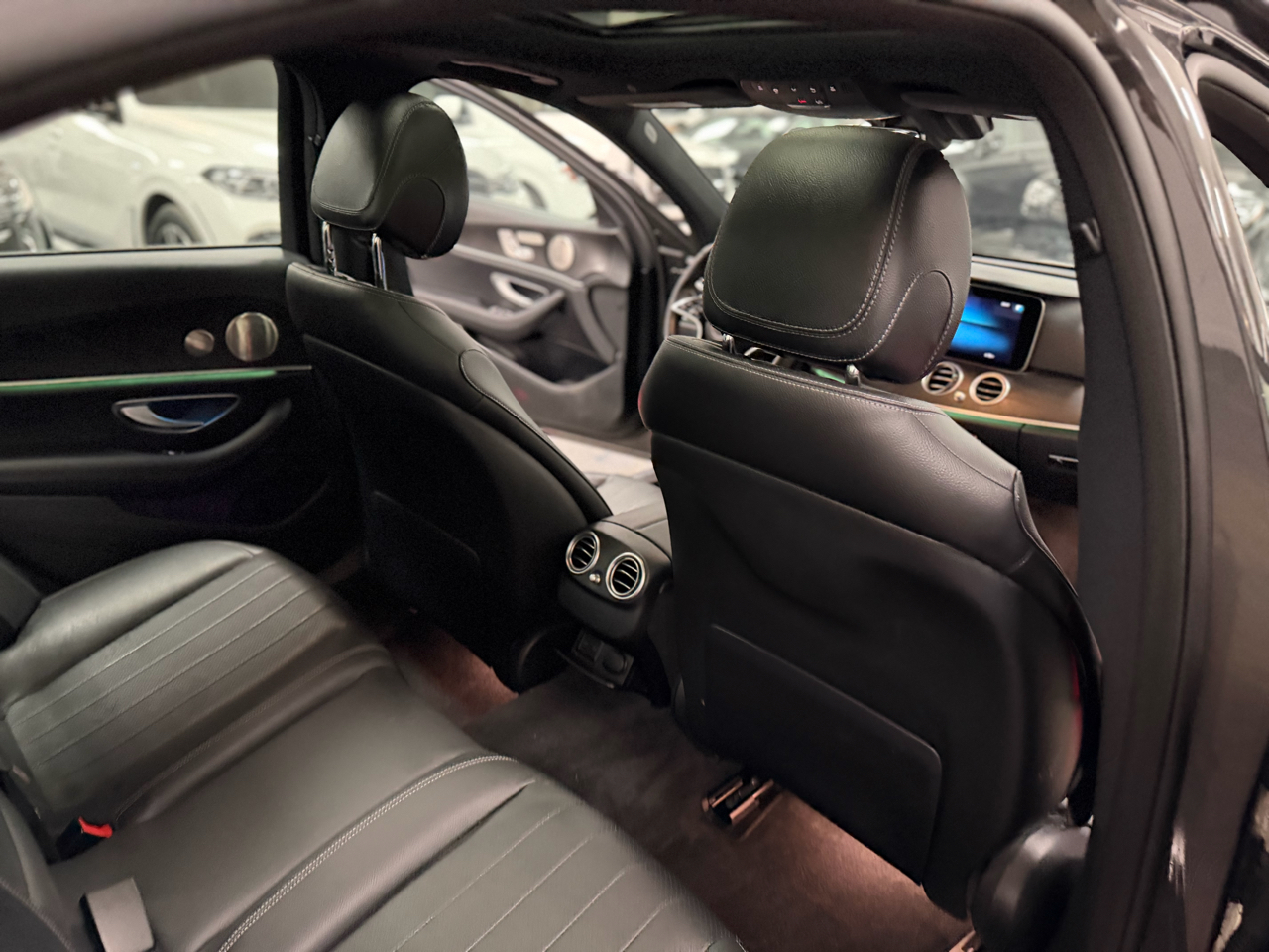 Mercedes-Benz E-Class E350 Sedan 4MATIC 2023