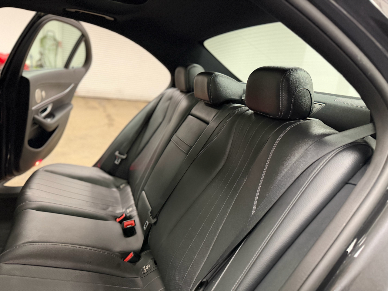 Mercedes-Benz E-Class E350 Sedan 4MATIC 2023