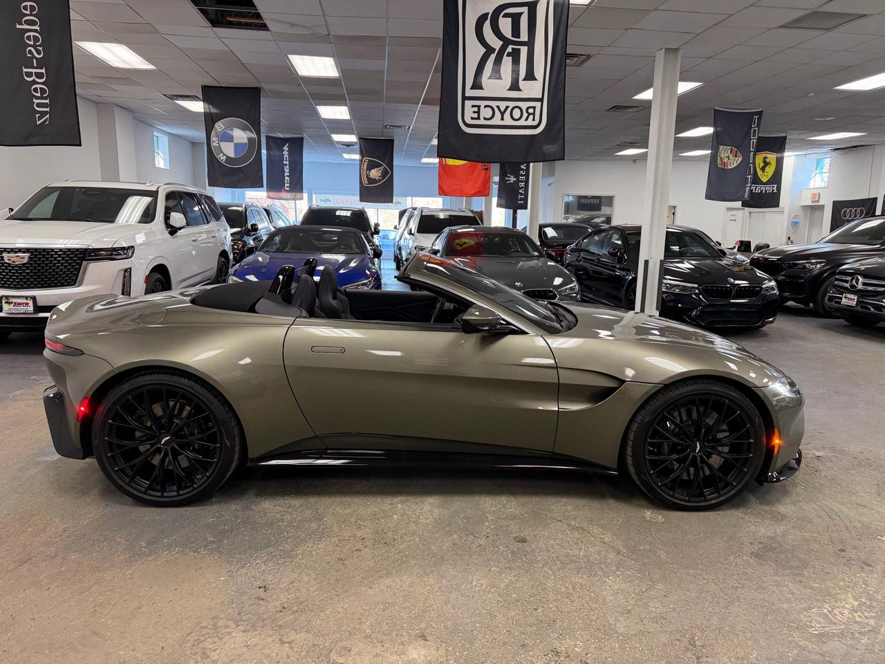 Aston Martin Vantage Roadster 2023