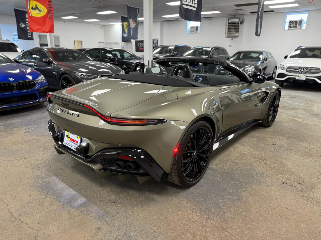 Aston Martin Vantage Roadster 2023