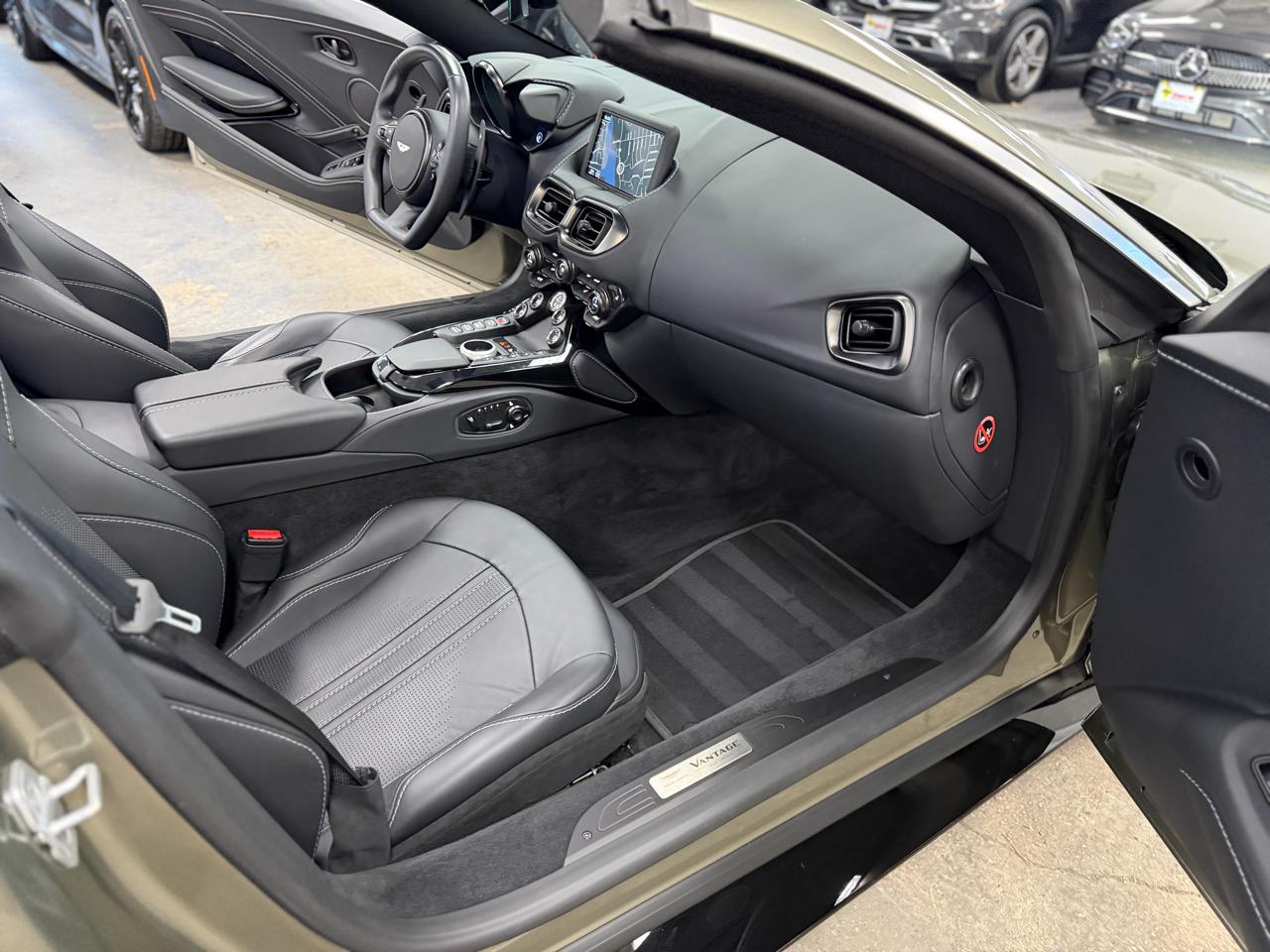 Aston Martin Vantage Roadster 2023