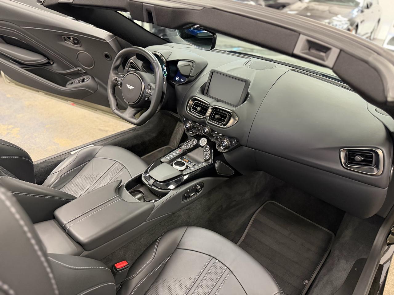 Aston Martin Vantage Roadster 2023