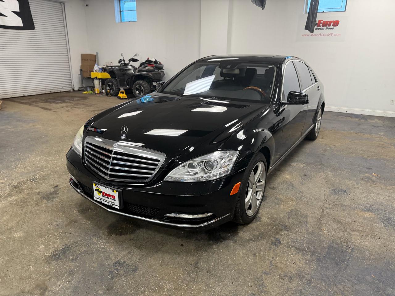 Mercedes-Benz S-Class S550 4-MATIC 2010