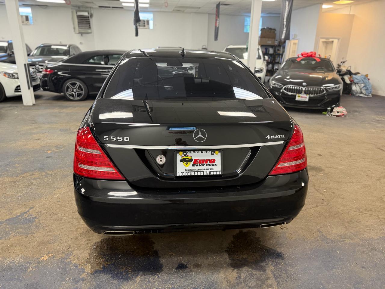 Mercedes-Benz S-Class S550 4-MATIC 2010