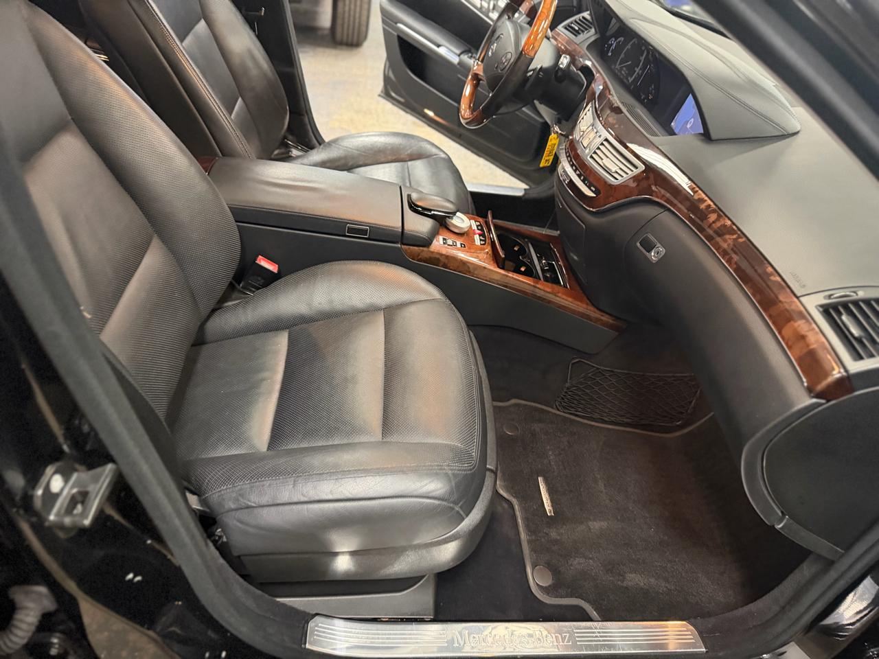 Mercedes-Benz S-Class S550 4-MATIC 2010