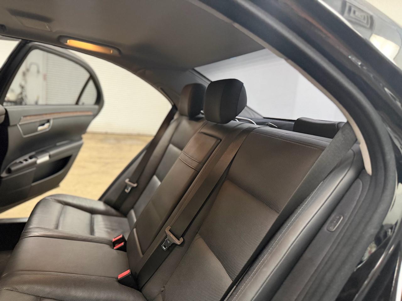 Mercedes-Benz S-Class S550 4-MATIC 2010