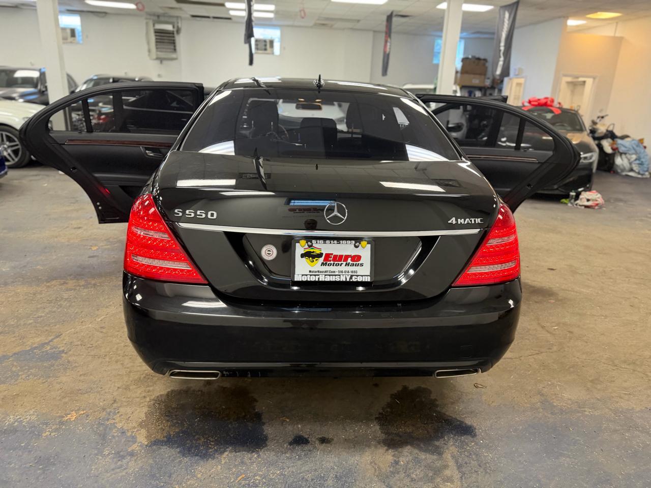 Mercedes-Benz S-Class S550 4-MATIC 2010