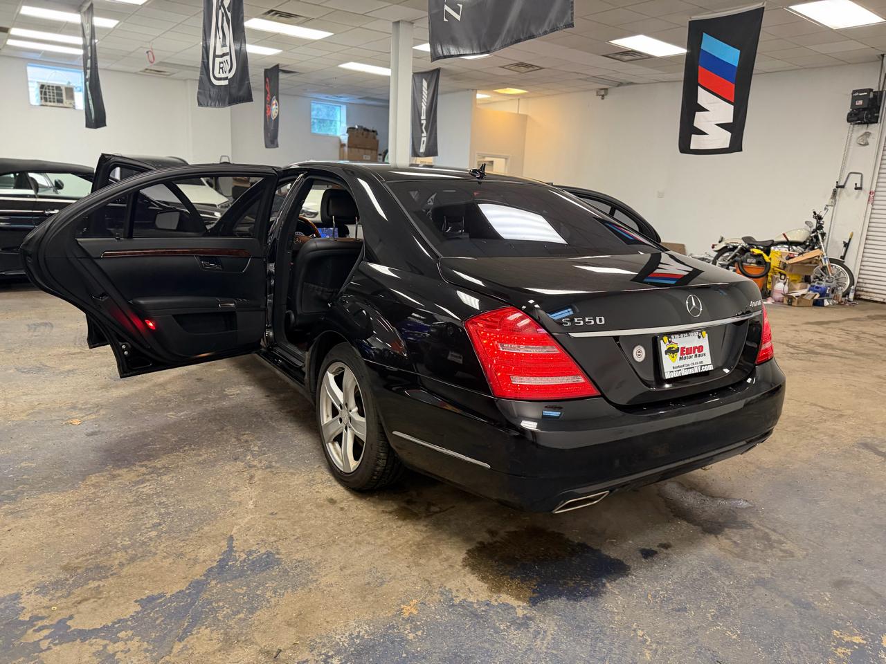 Mercedes-Benz S-Class S550 4-MATIC 2010