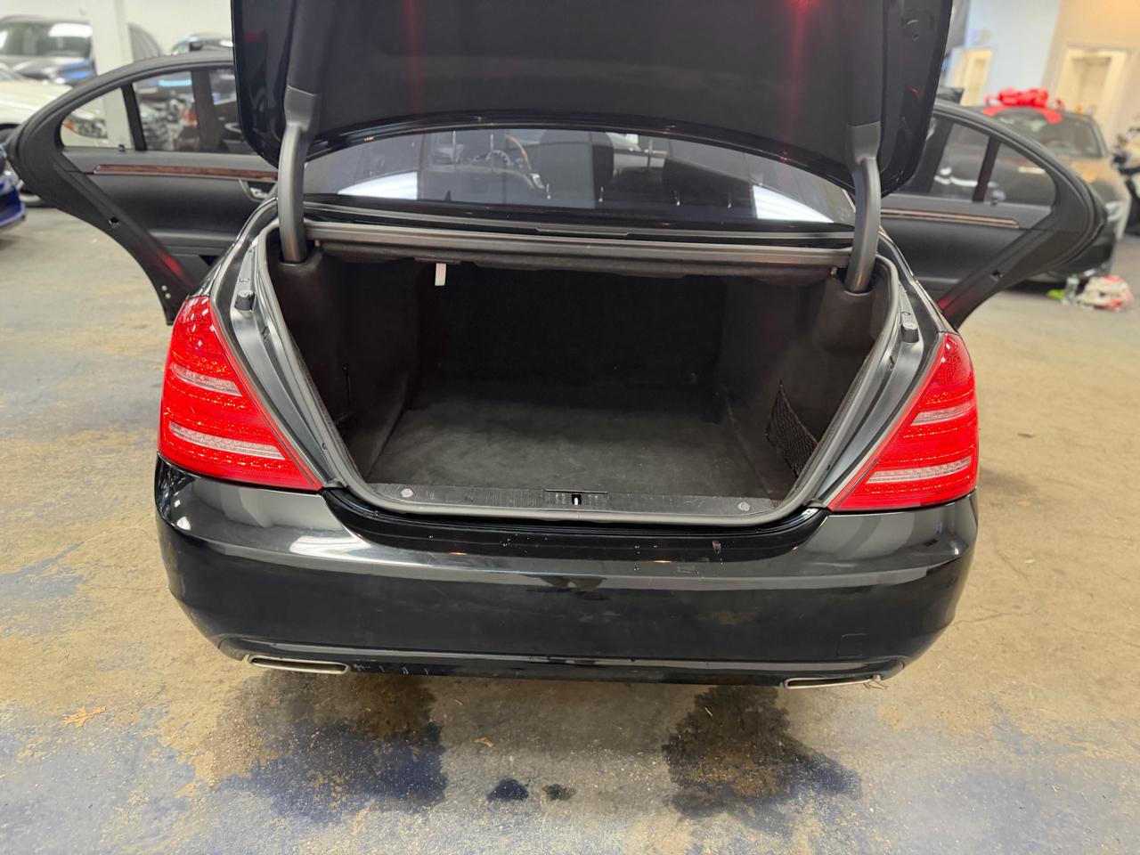 Mercedes-Benz S-Class S550 4-MATIC 2010