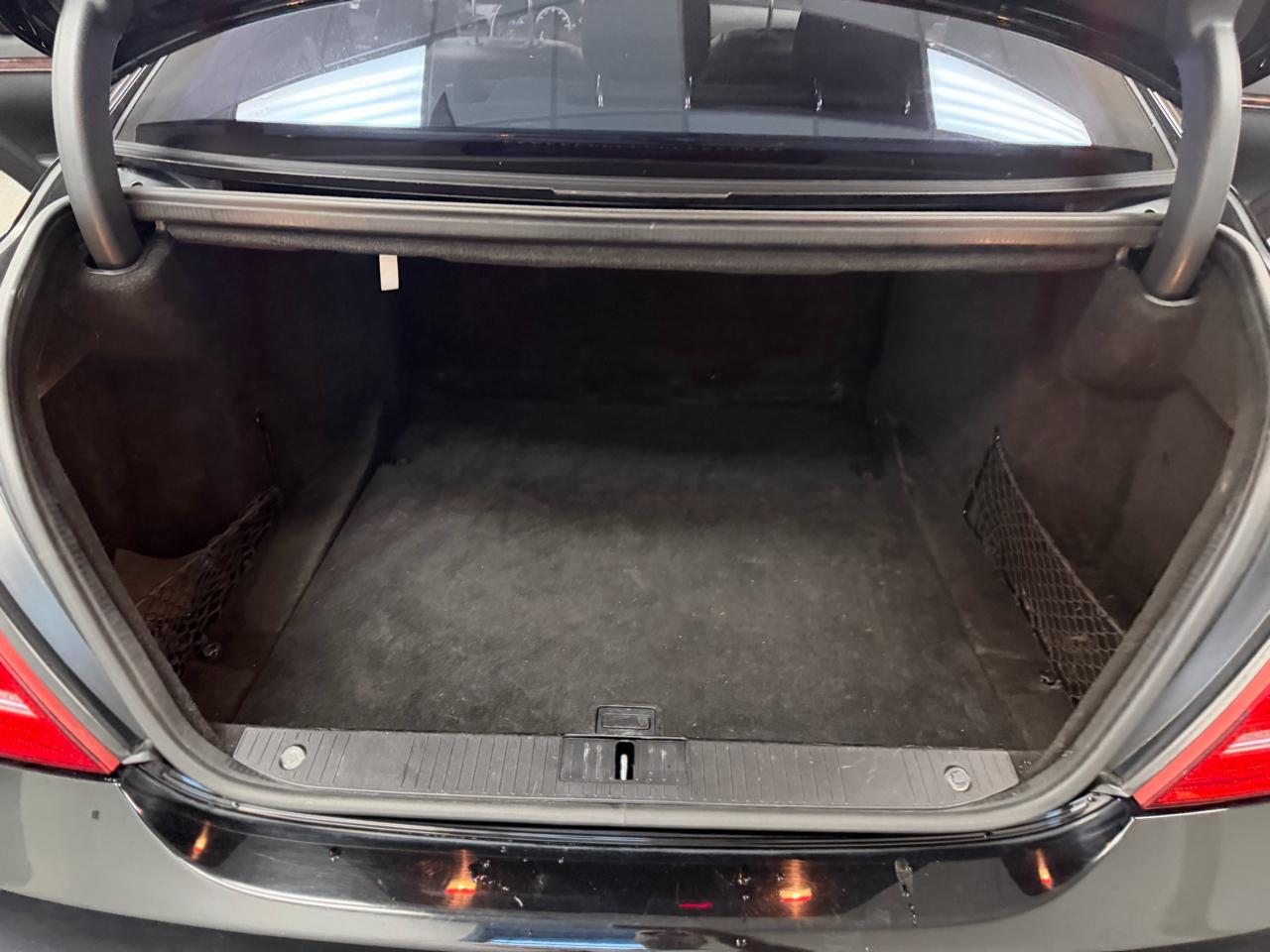 Mercedes-Benz S-Class S550 4-MATIC 2010