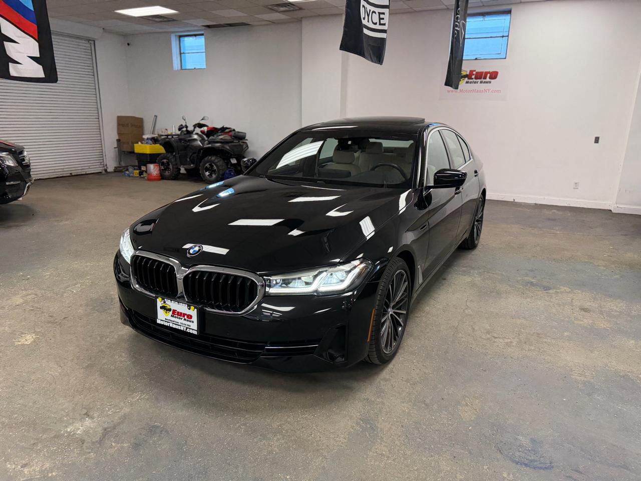 BMW 5-Series 530i xDrive 2022