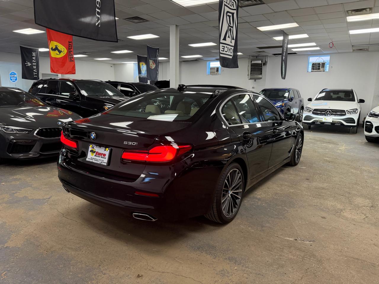 BMW 5-Series 530i xDrive 2022