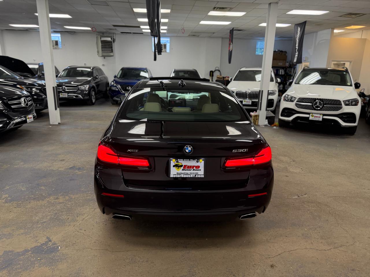 BMW 5-Series 530i xDrive 2022