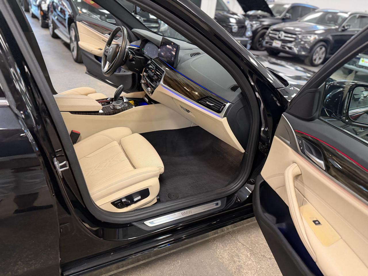 BMW 5-Series 530i xDrive 2022