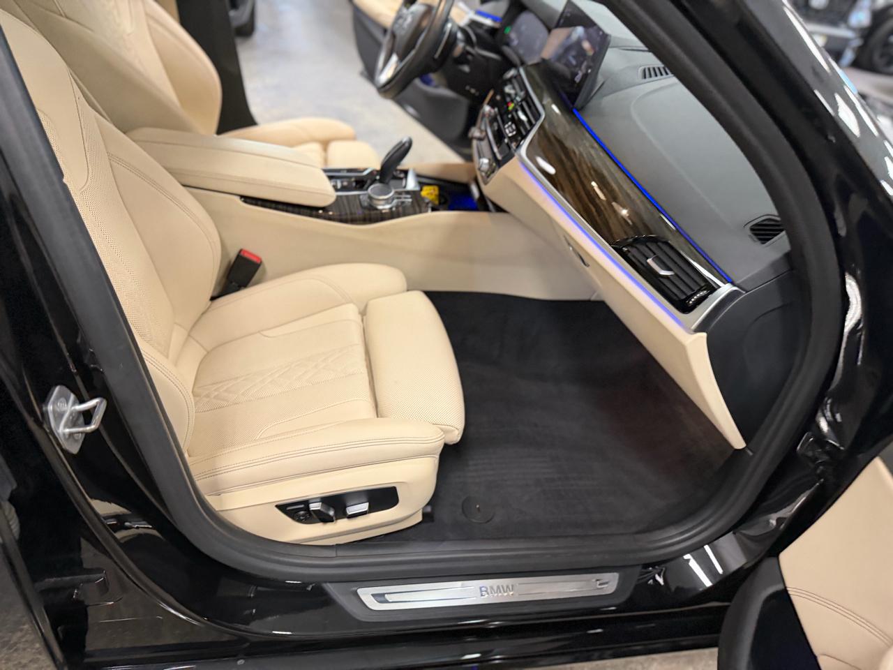 BMW 5-Series 530i xDrive 2022