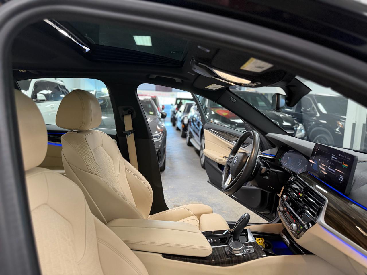 BMW 5-Series 530i xDrive 2022