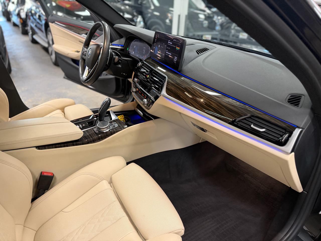 BMW 5-Series 530i xDrive 2022