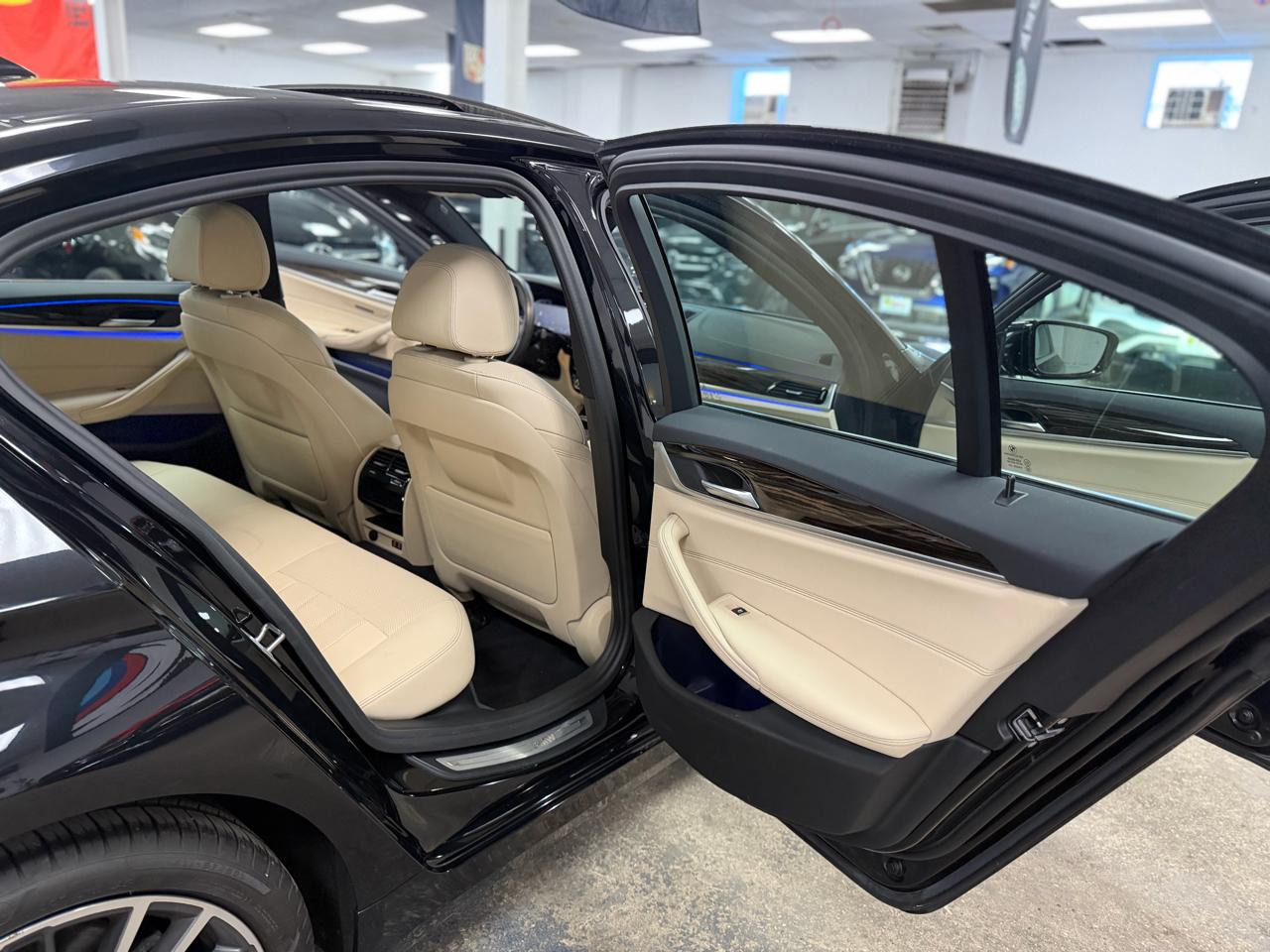 BMW 5-Series 530i xDrive 2022