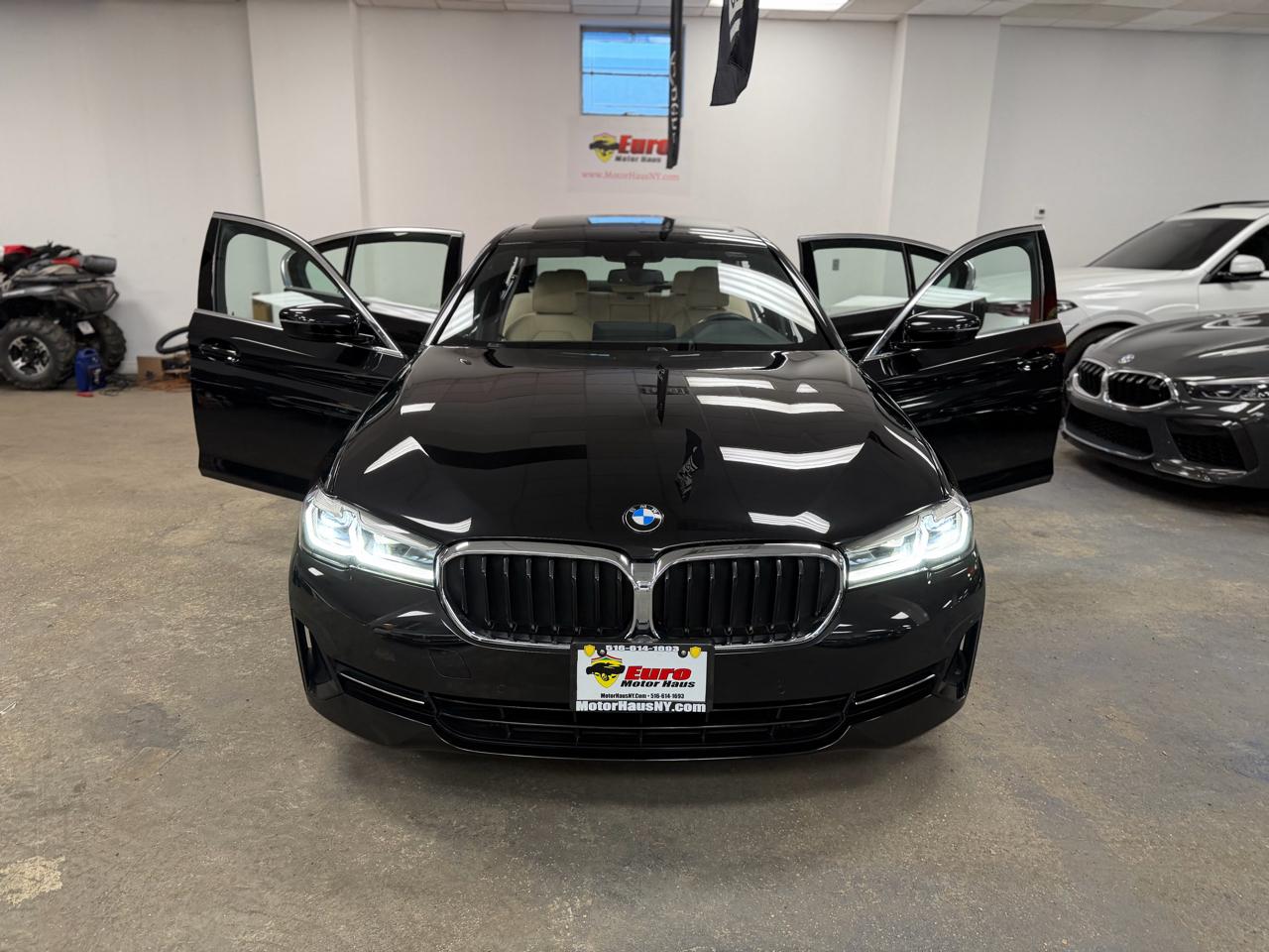 BMW 5-Series 530i xDrive 2022