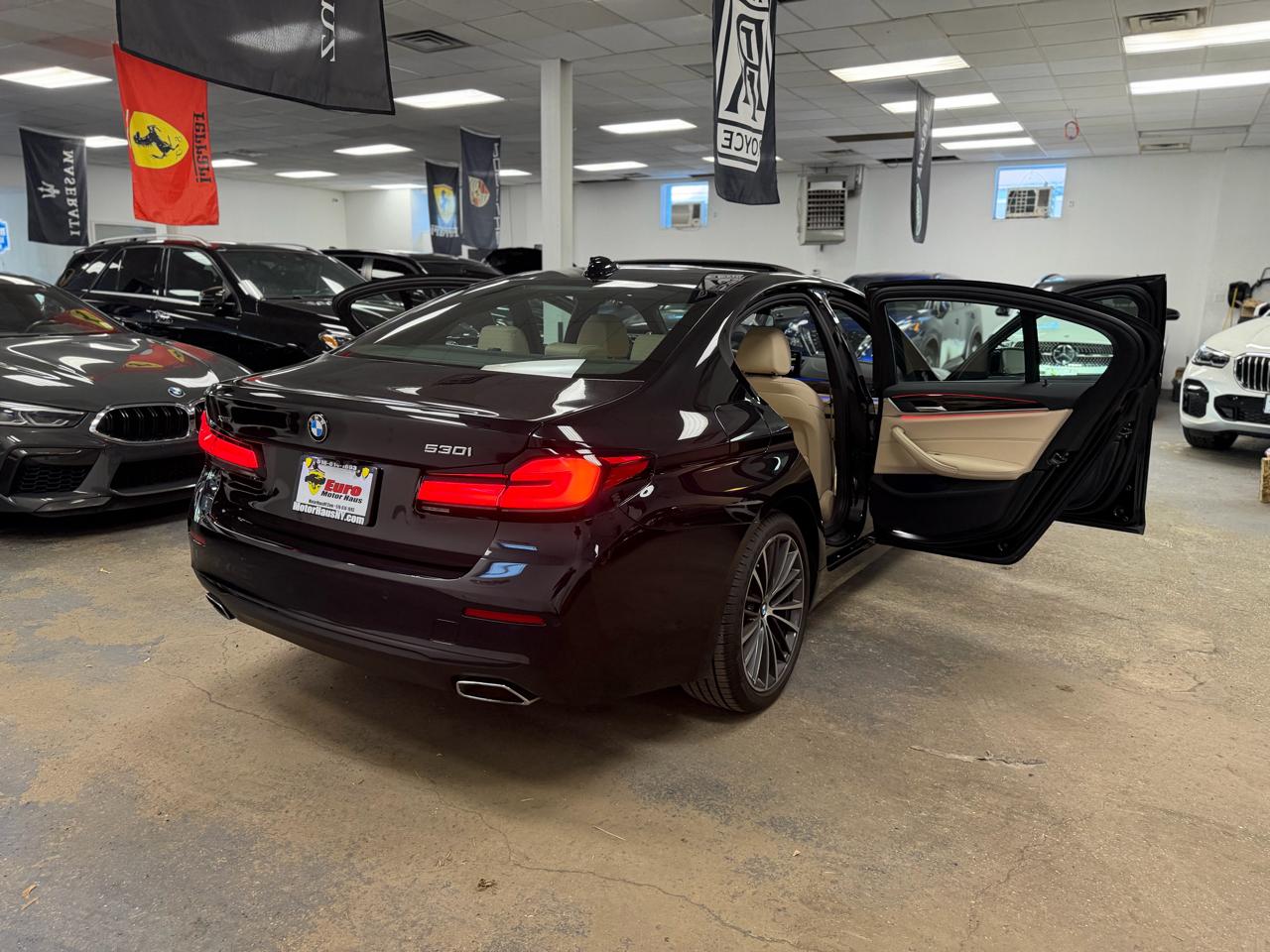BMW 5-Series 530i xDrive 2022