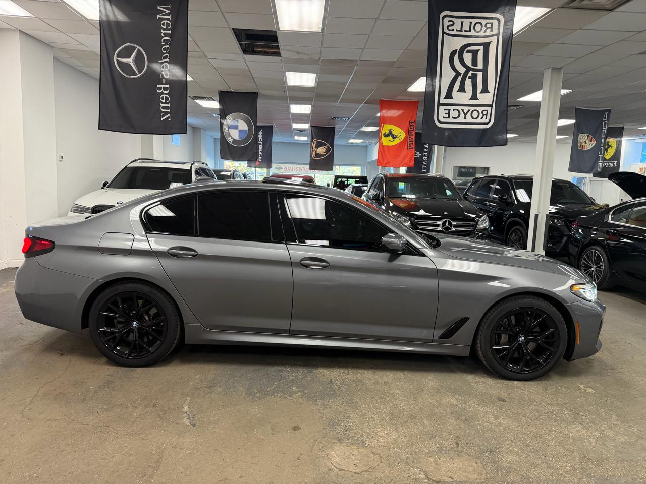 BMW 5-Series 540i xDrive 2023