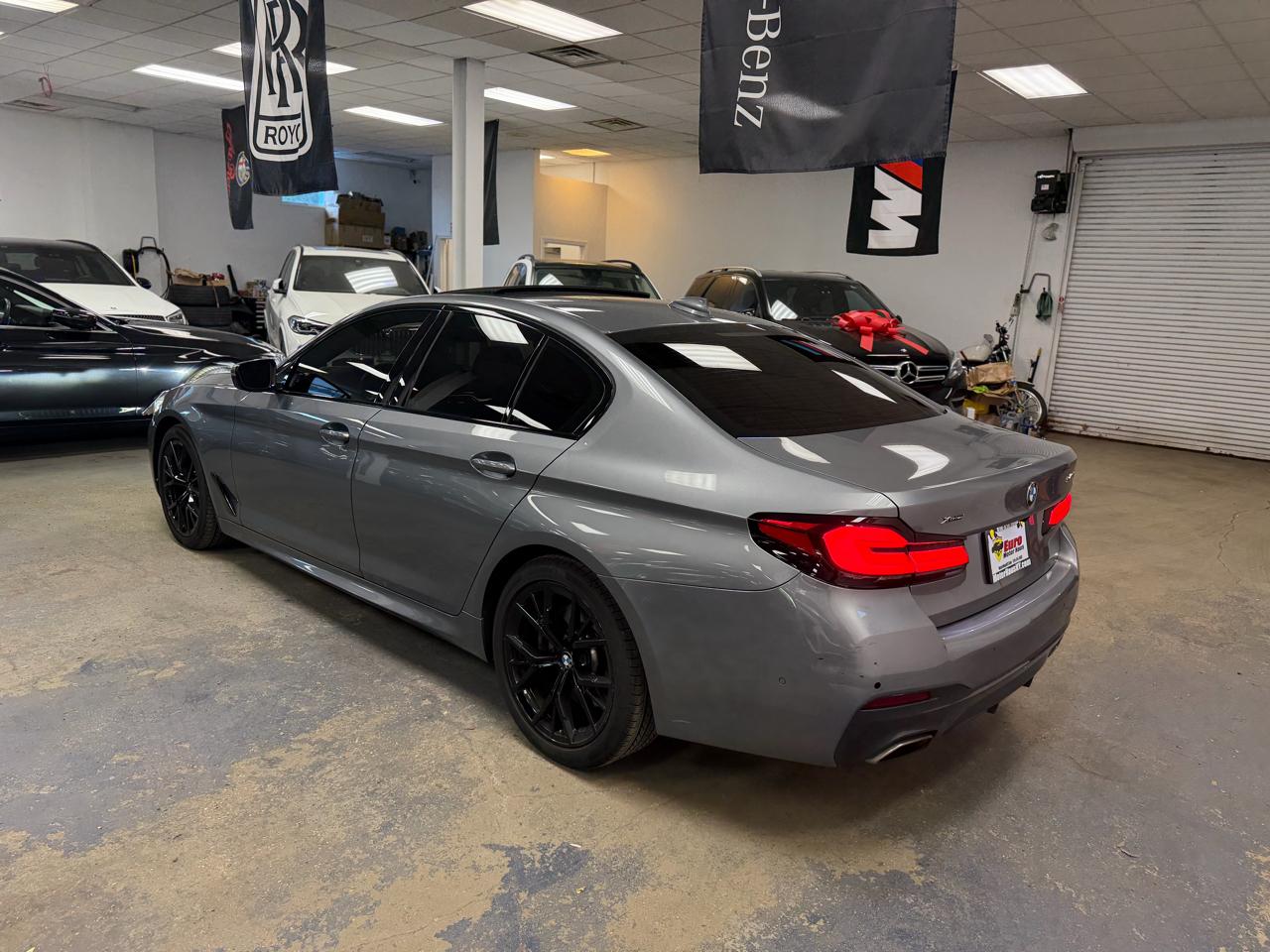 BMW 5-Series 540i xDrive 2023