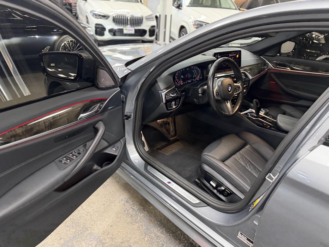 BMW 5-Series 540i xDrive 2023