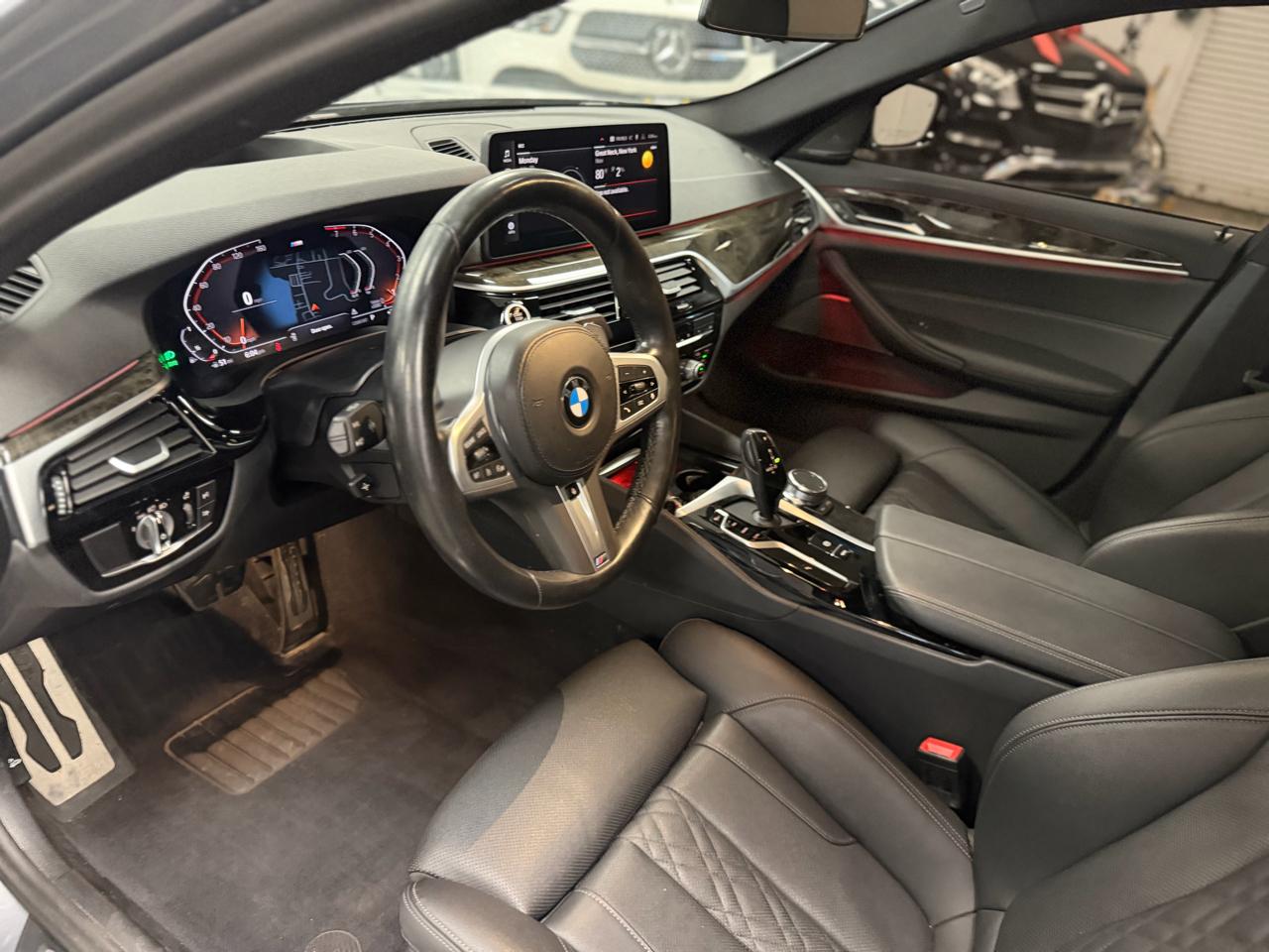 BMW 5-Series 540i xDrive 2023