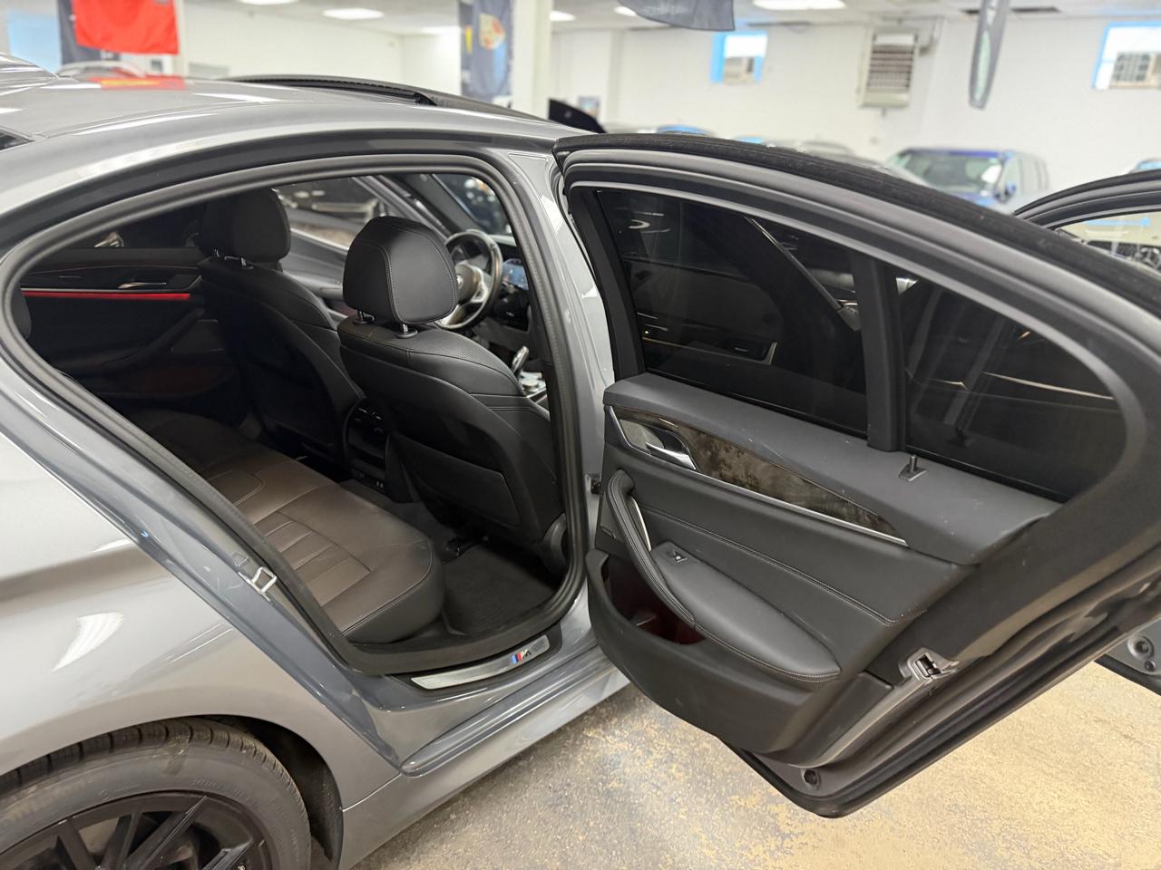 BMW 5-Series 540i xDrive 2023