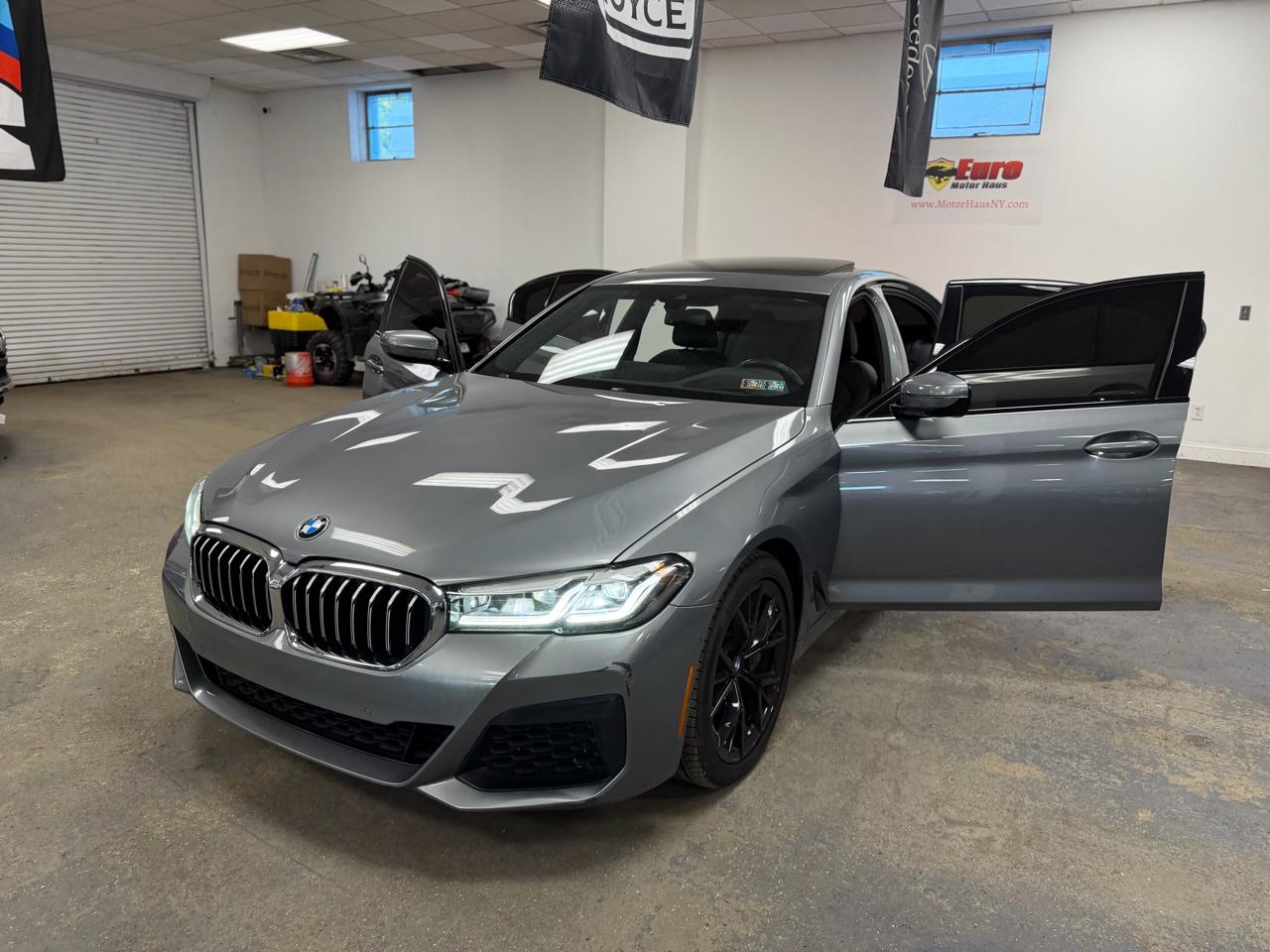 BMW 5-Series 540i xDrive 2023