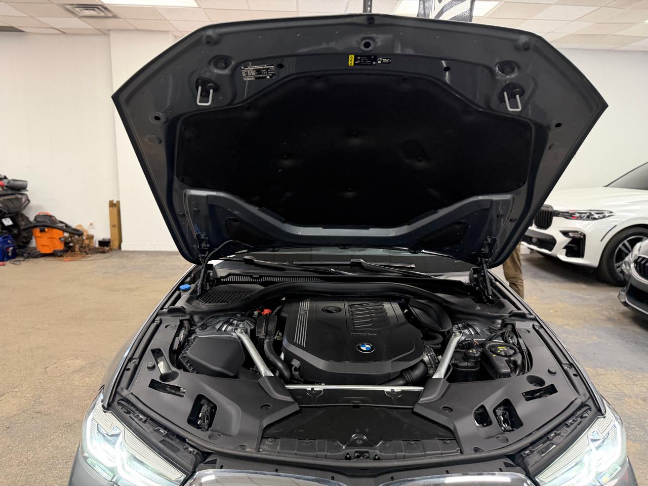 BMW 5-Series 540i xDrive 2023
