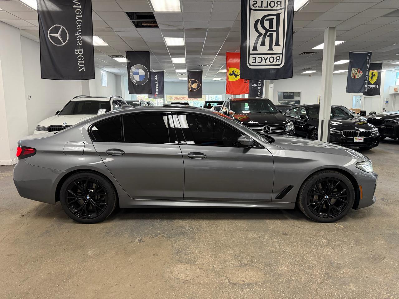 BMW 5-Series 540i xDrive 2023