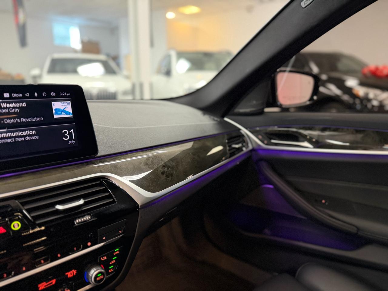 BMW 5-Series 540i xDrive 2023