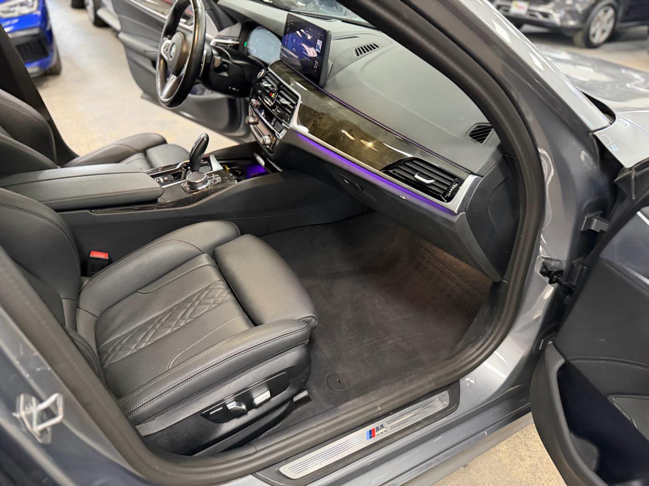 BMW 5-Series 540i xDrive 2023